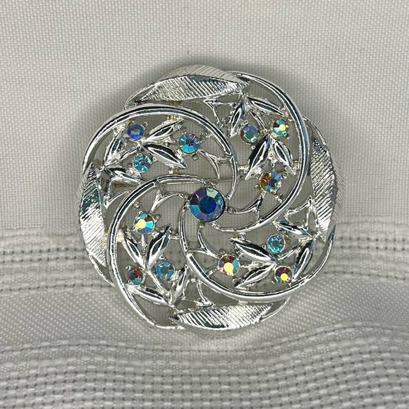 💥SALE VTG‎ AB Brooch Round Silver-tone EUC - Picture 4 of 5